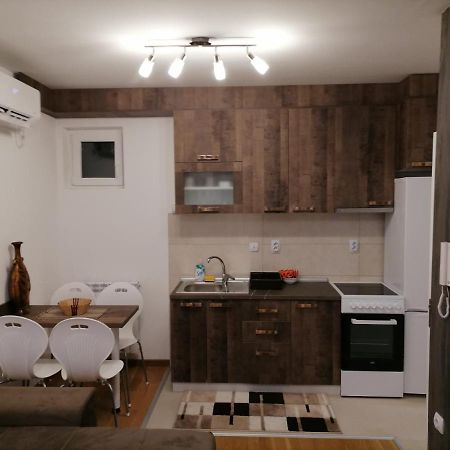 Apartman Ana Ni Екстериор снимка